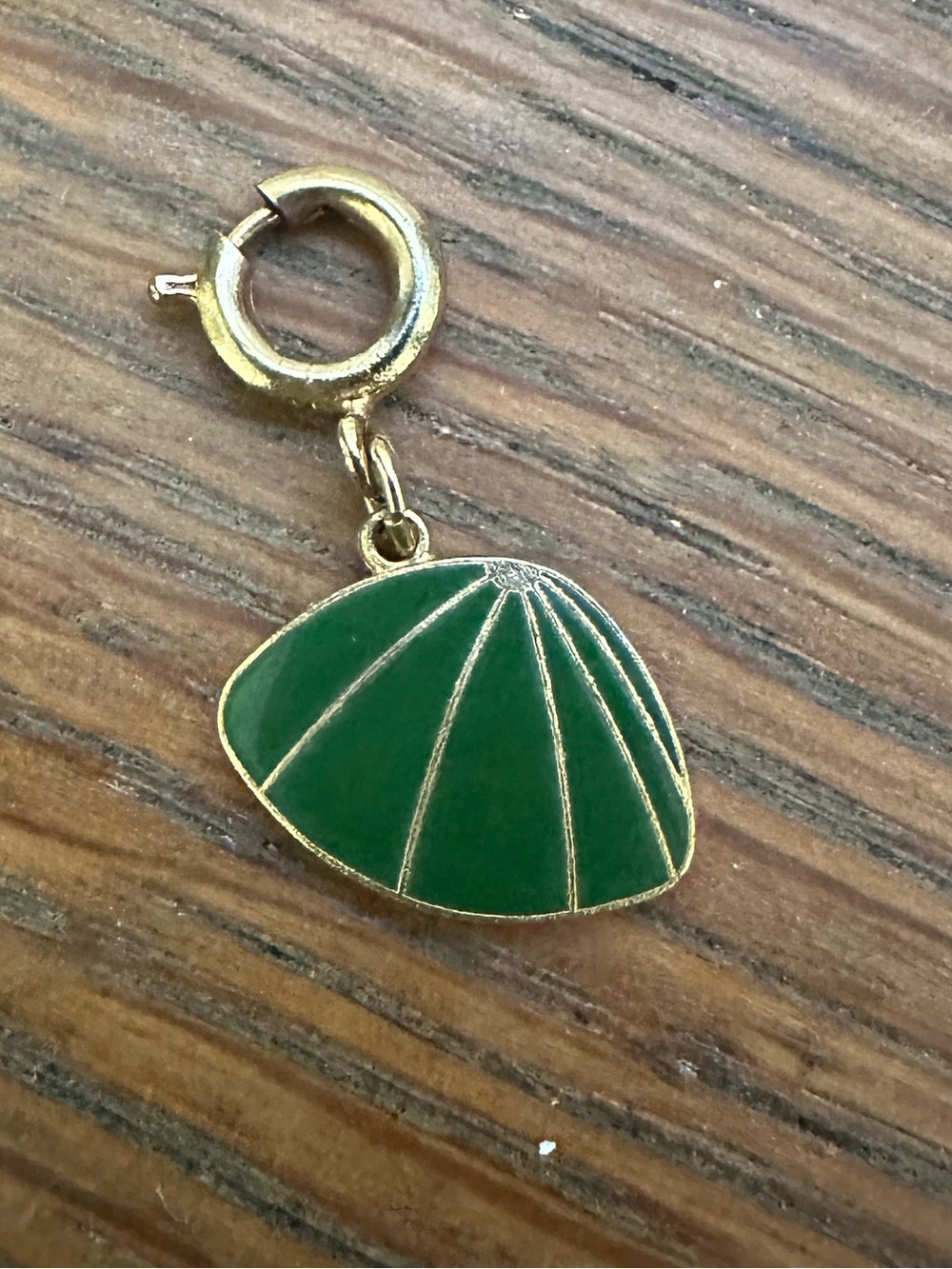 Clam Shell Pendant Charm Green Enamel Gold Tone